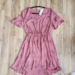 All In Favor Ruffle sleeve dress size M